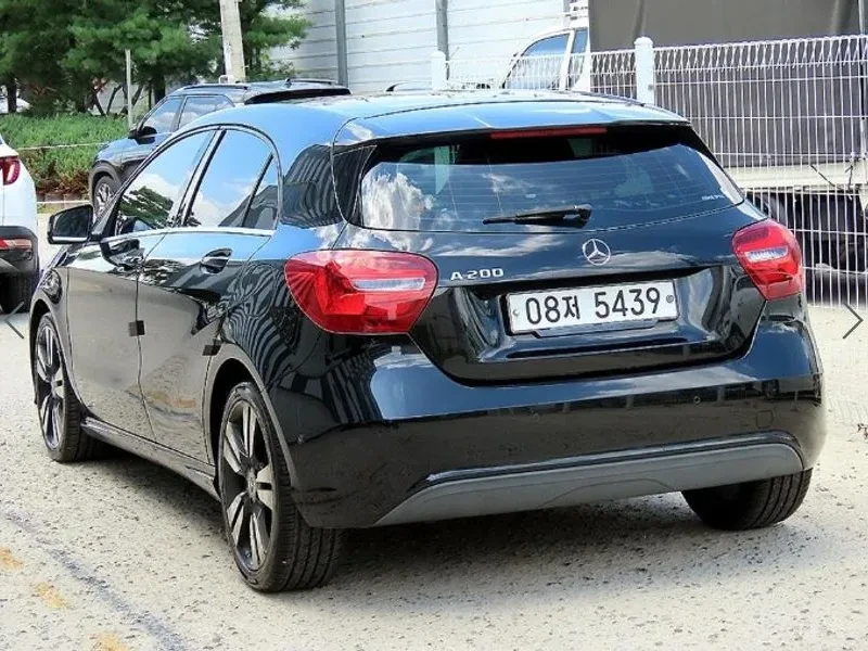 Mercedes-Benz A 200 W176, снимка 3 - Автомобили и джипове - 55800366
