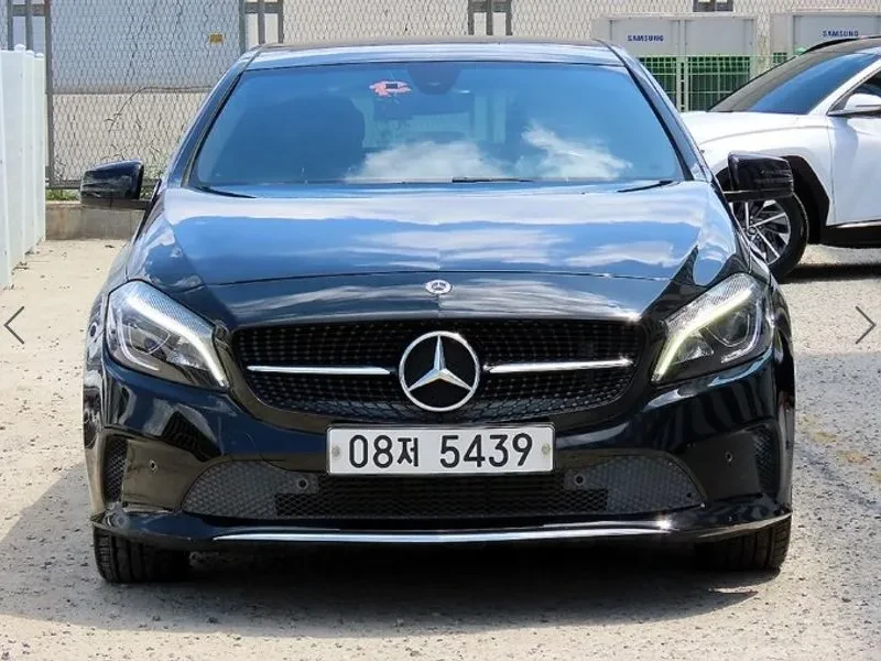 Mercedes-Benz A 200 W176