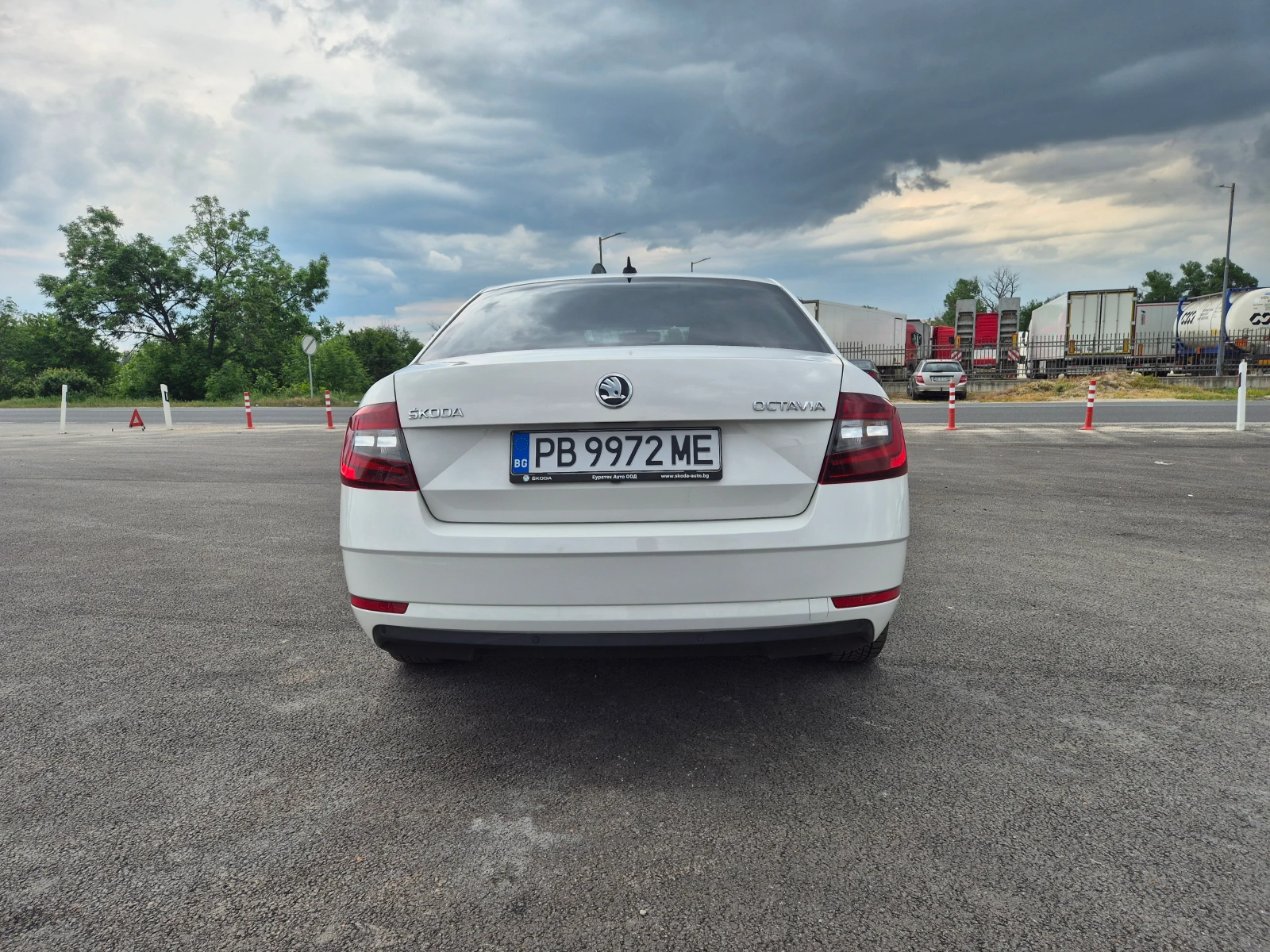 Skoda Octavia С-Гаранция-2.0-М/T-150кс - изображение 4