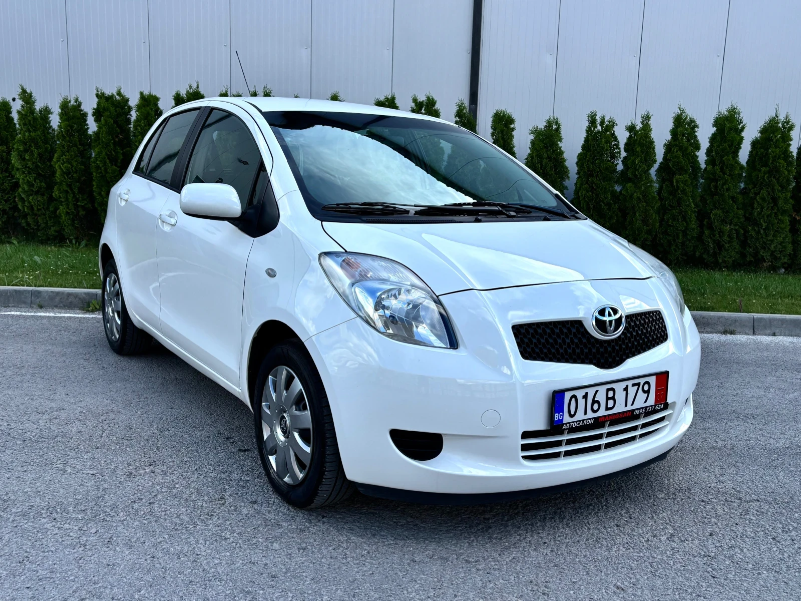 Toyota Yaris 1.0 БЕНЗИН/ИТАЛИЯ/КЛИМАТИК/ОТЛИЧНО СЪСТОЯНИЕ  - изображение 3