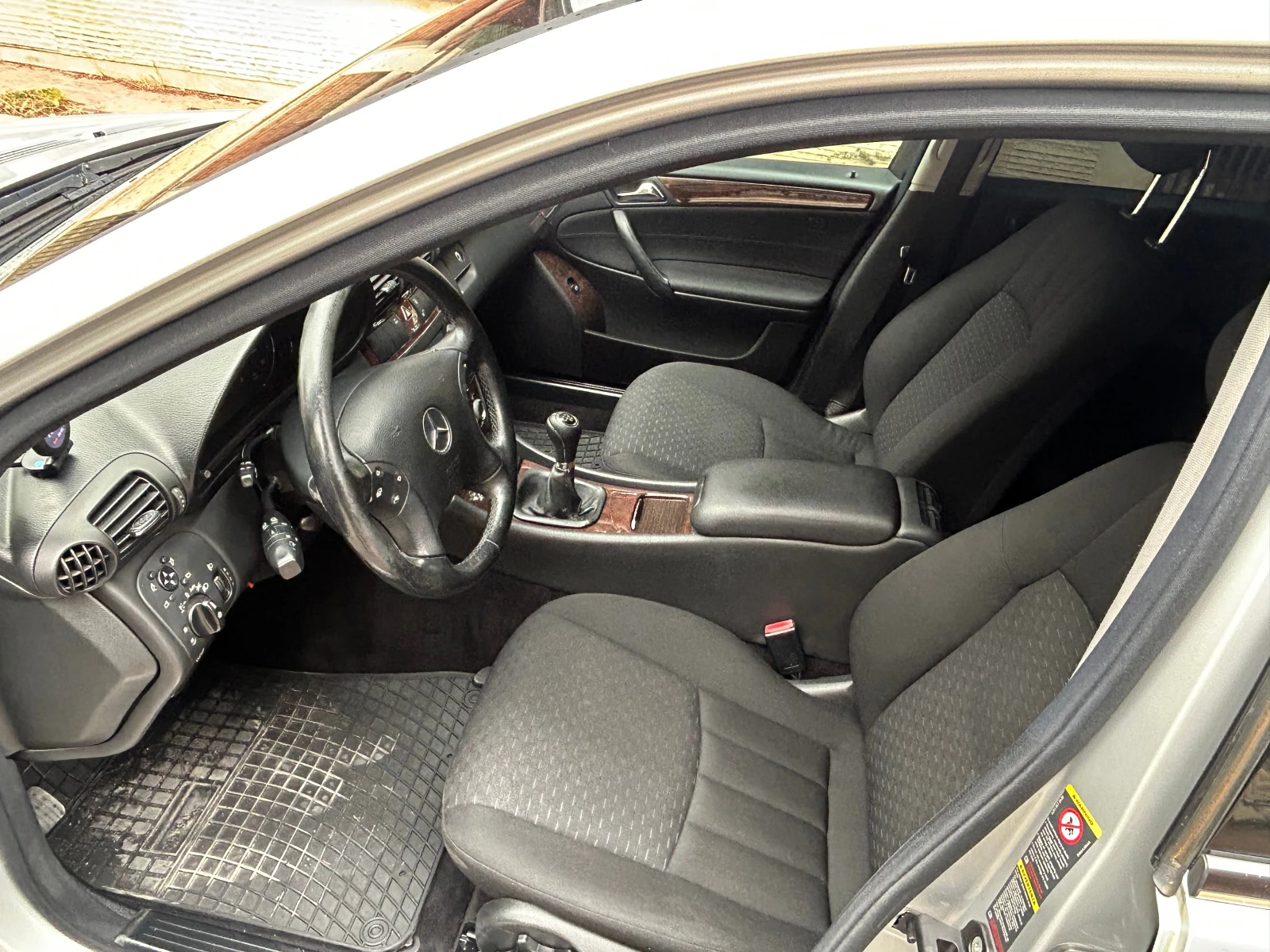 Mercedes-Benz C 220 2, 2 150К NAVI - изображение 9