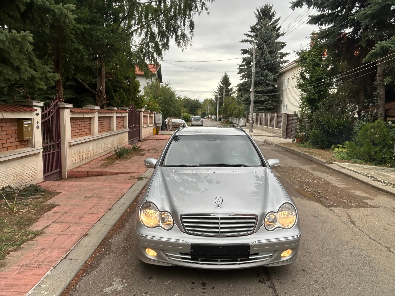 Mercedes-Benz C 220 2, 2 150К NAVI - изображение 2
