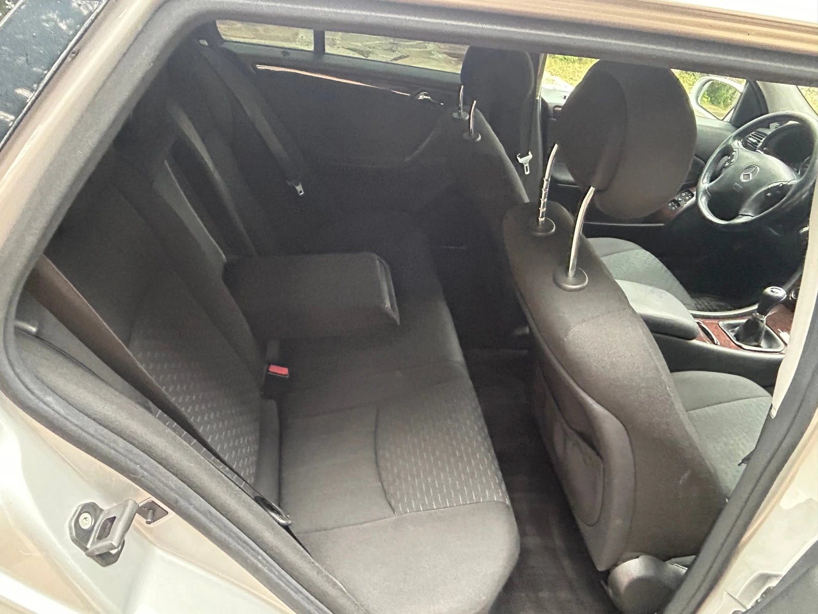 Mercedes-Benz C 220 2, 2 150К NAVI - изображение 10
