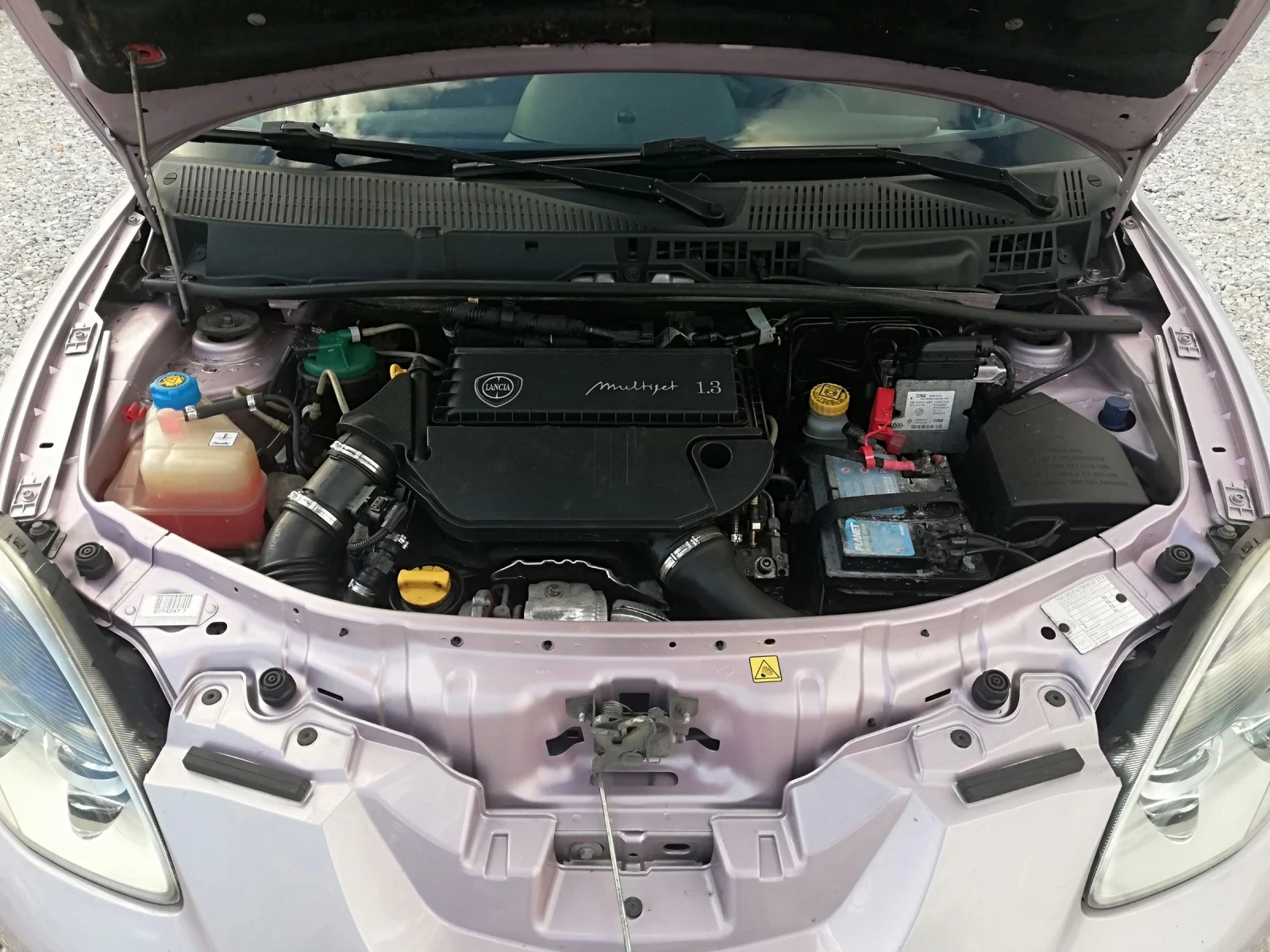 Lancia Ypsilon 1.3m-jet KLI 75 | Mobile.bg — изображение 13