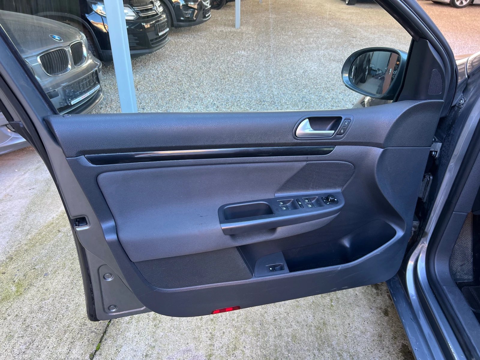 VW Golf   | Mobile.bg   9