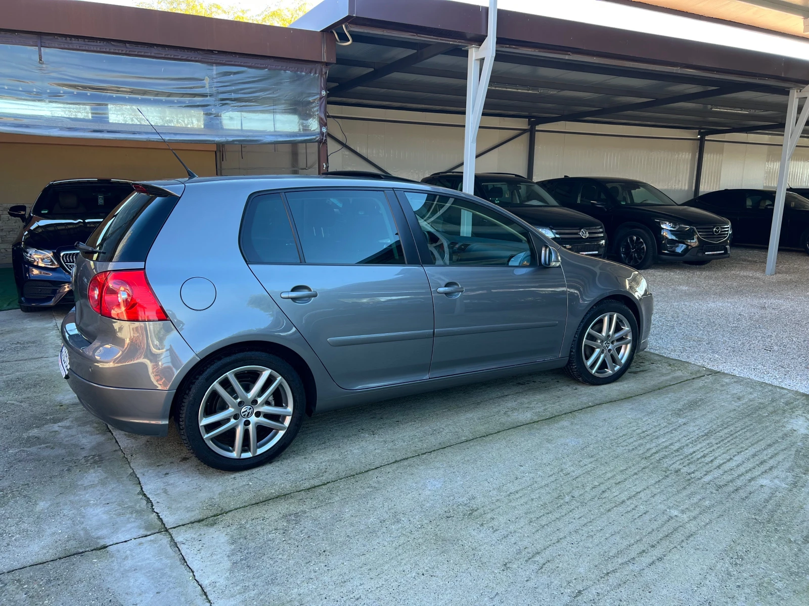 VW Golf   | Mobile.bg   7