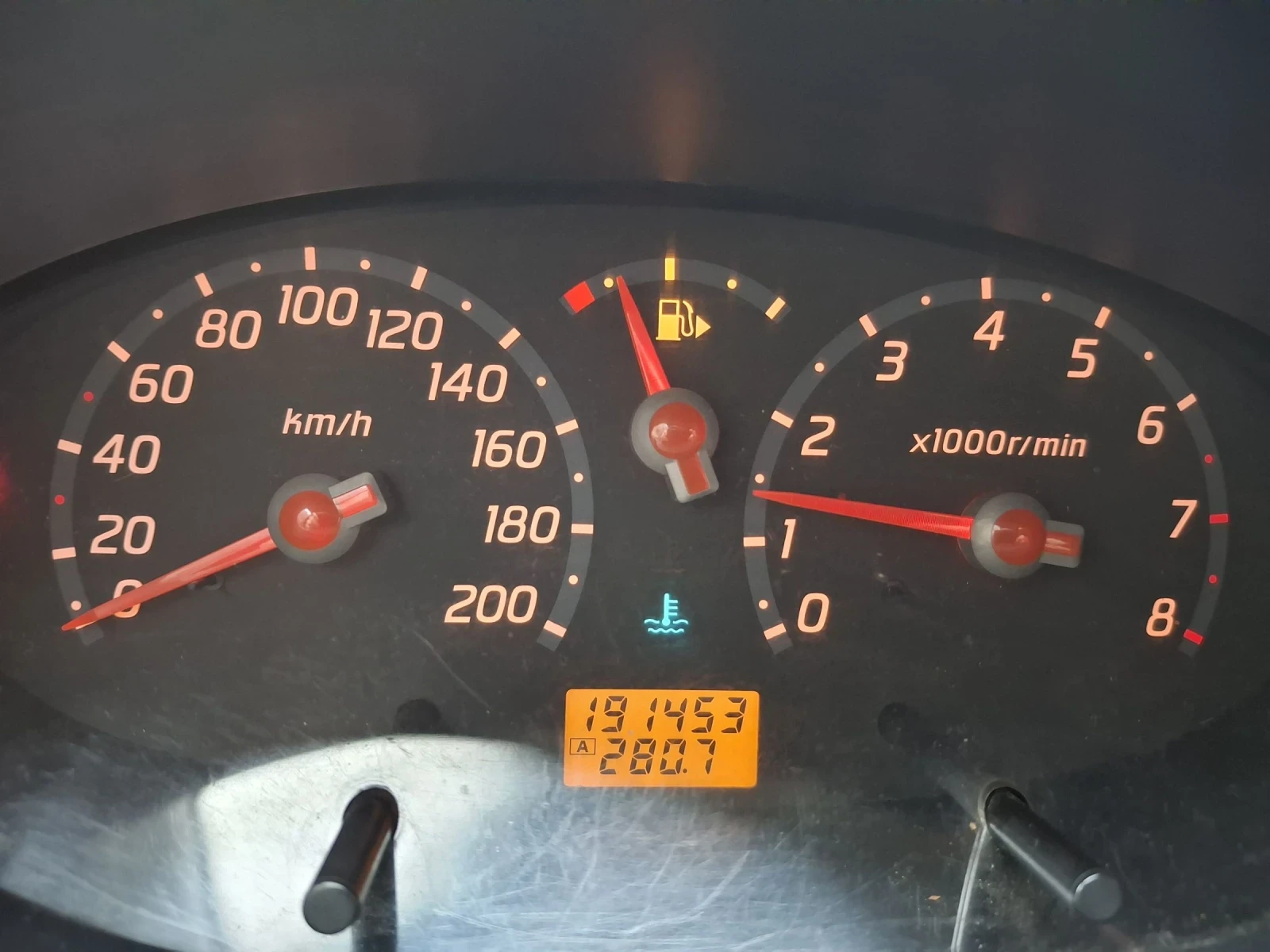 Nissan Micra  - изображение 6