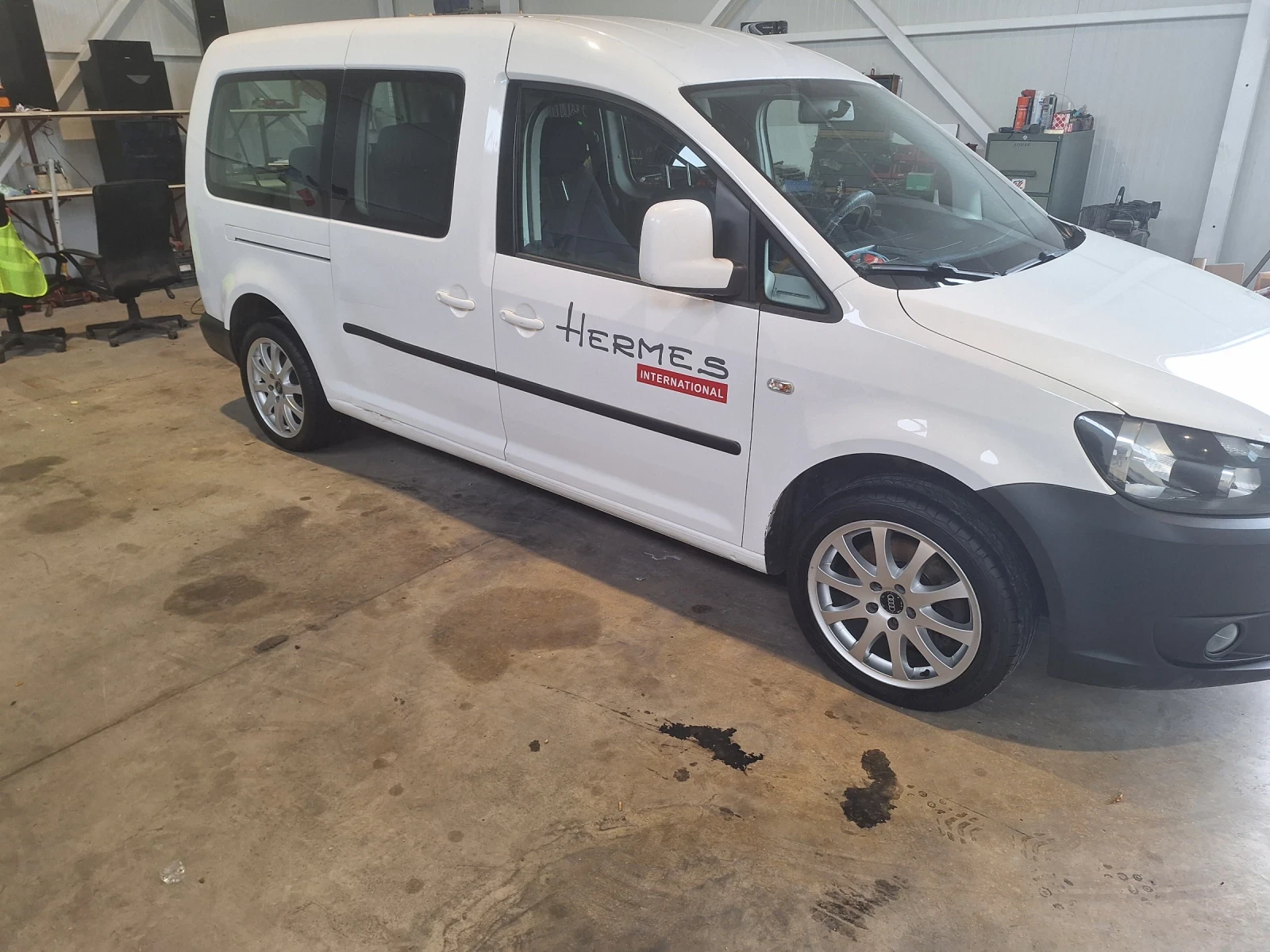 VW Caddy Maxi 1.6 103hp - изображение 3