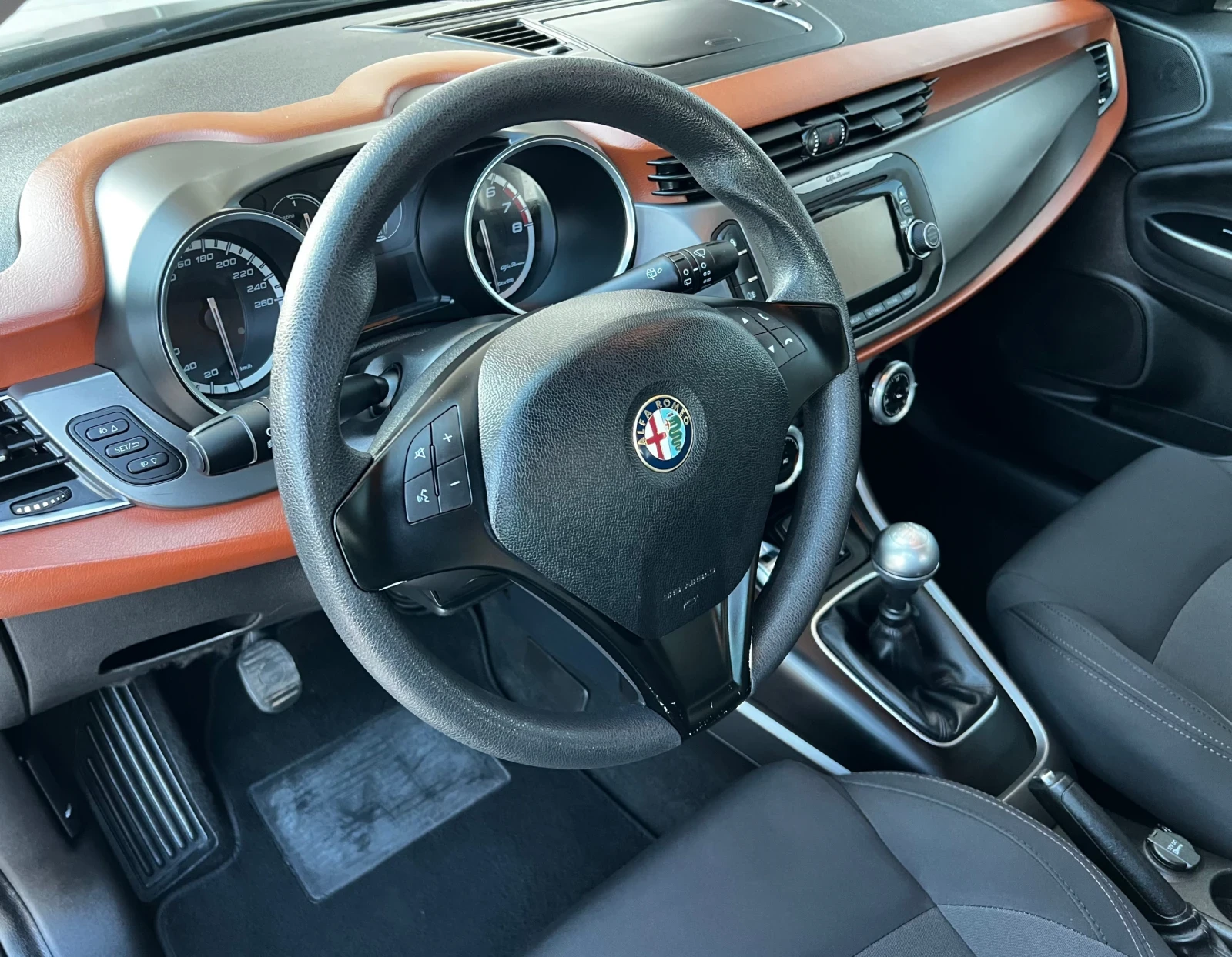 Alfa Romeo Giulietta 1.4i TURBO FACELIFT EURO 6B KTEO, 6CK, ИТАЛИЯ  - изображение 4