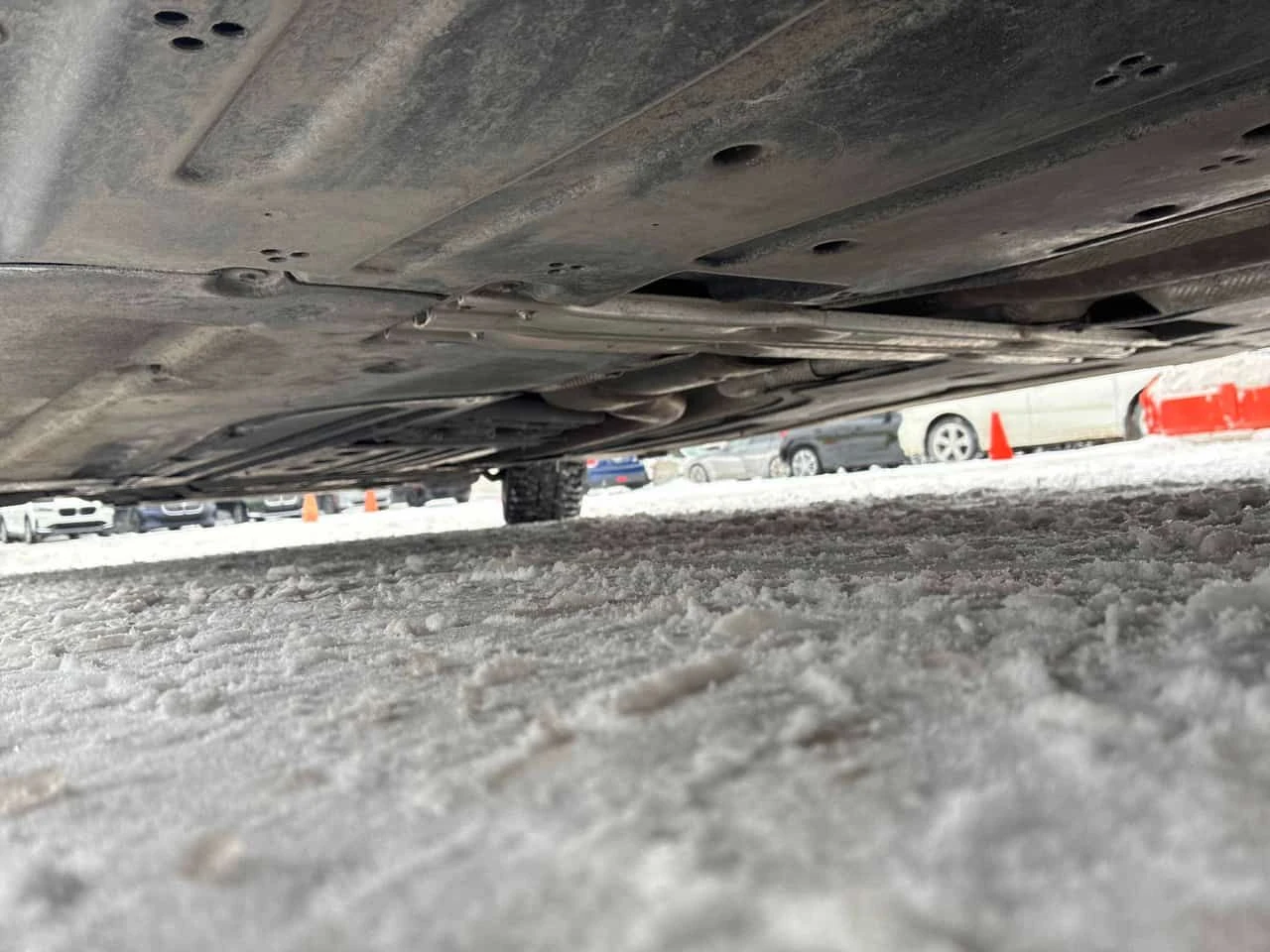 BMW 330 * 330i xDrive * CARFAX * ���� �� �� | Mobile.bg � ����������� 13