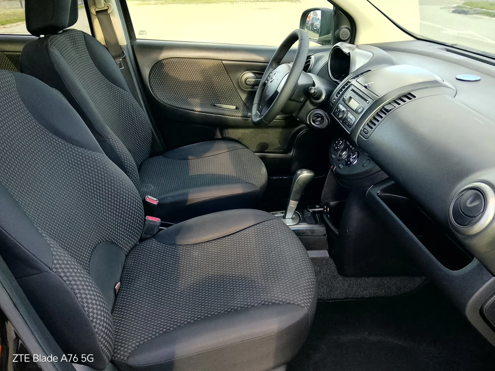 Nissan Note 1.6i Avtomat - изображение 8