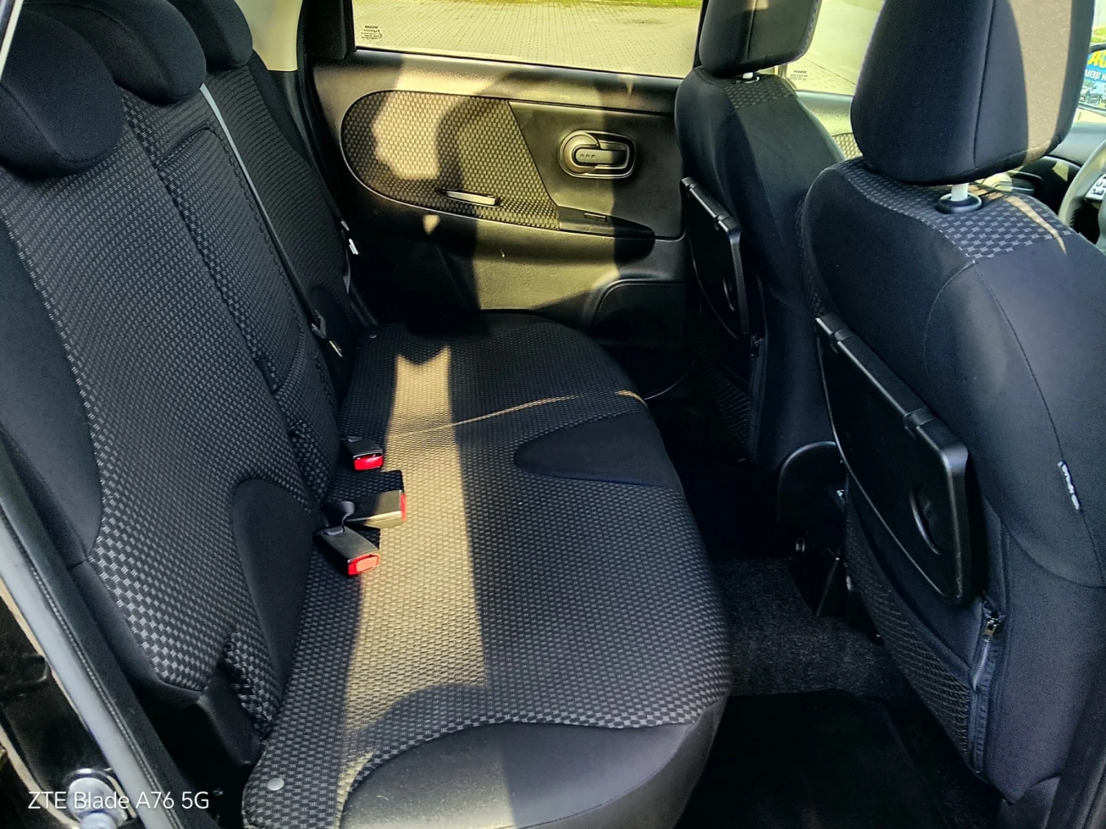 Nissan Note 1.6i Avtomat - изображение 7