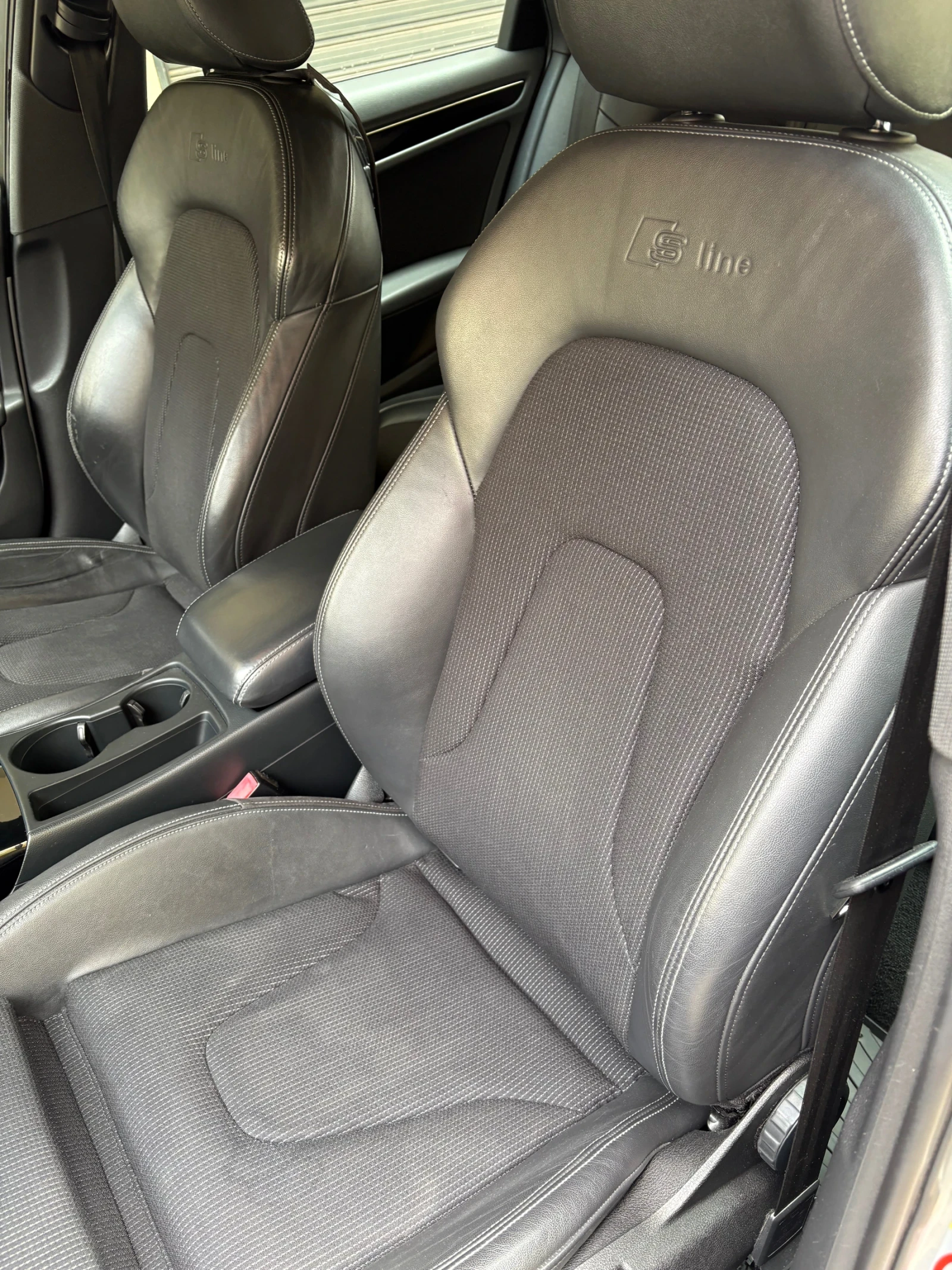 Audi A4 S-line Black Edition 2.0TDI Фейслифт, снимка 11 - Автомобили и джипове - 54286954