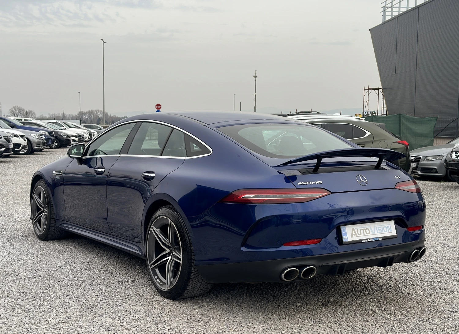 Mercedes-Benz GT 4Matic, Burm, Cam360, FIRST CLASS FOND, TV, снимка 4 - Автомобили и джипове - 54440167