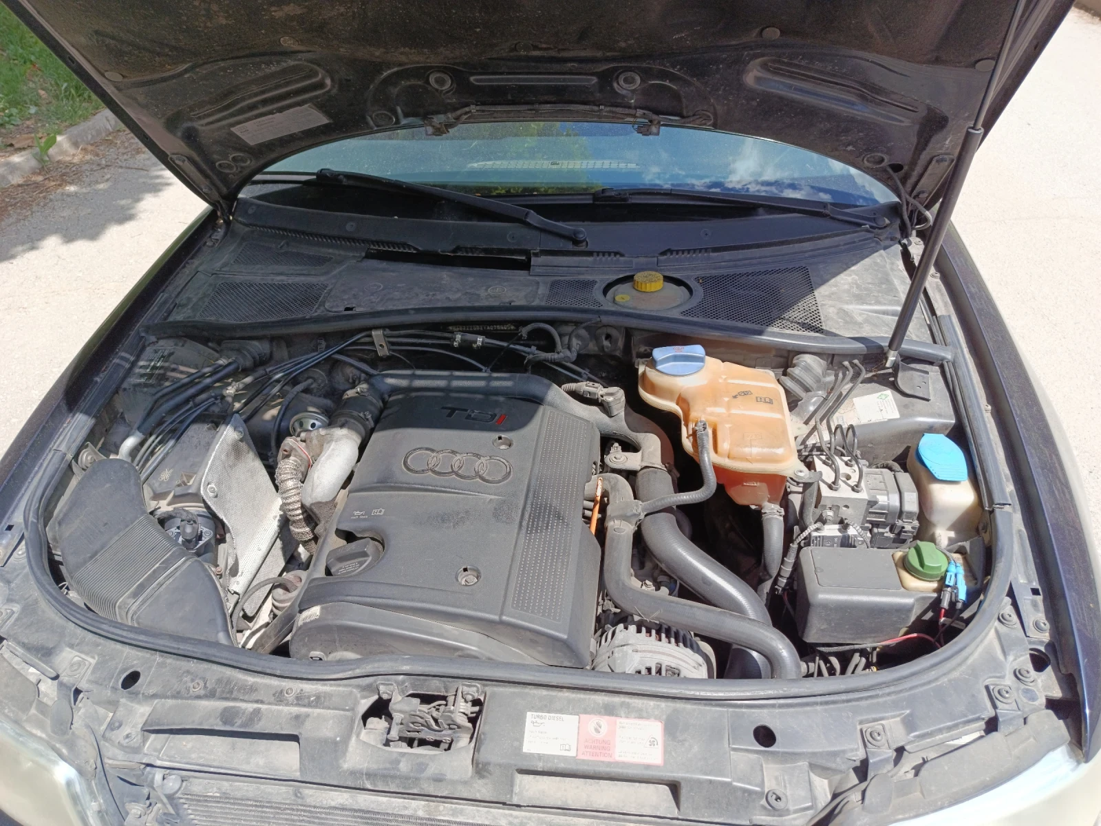 Audi A4 1.9 tdi 110к.с., снимка 8 - Автомобили и джипове - 54553148
