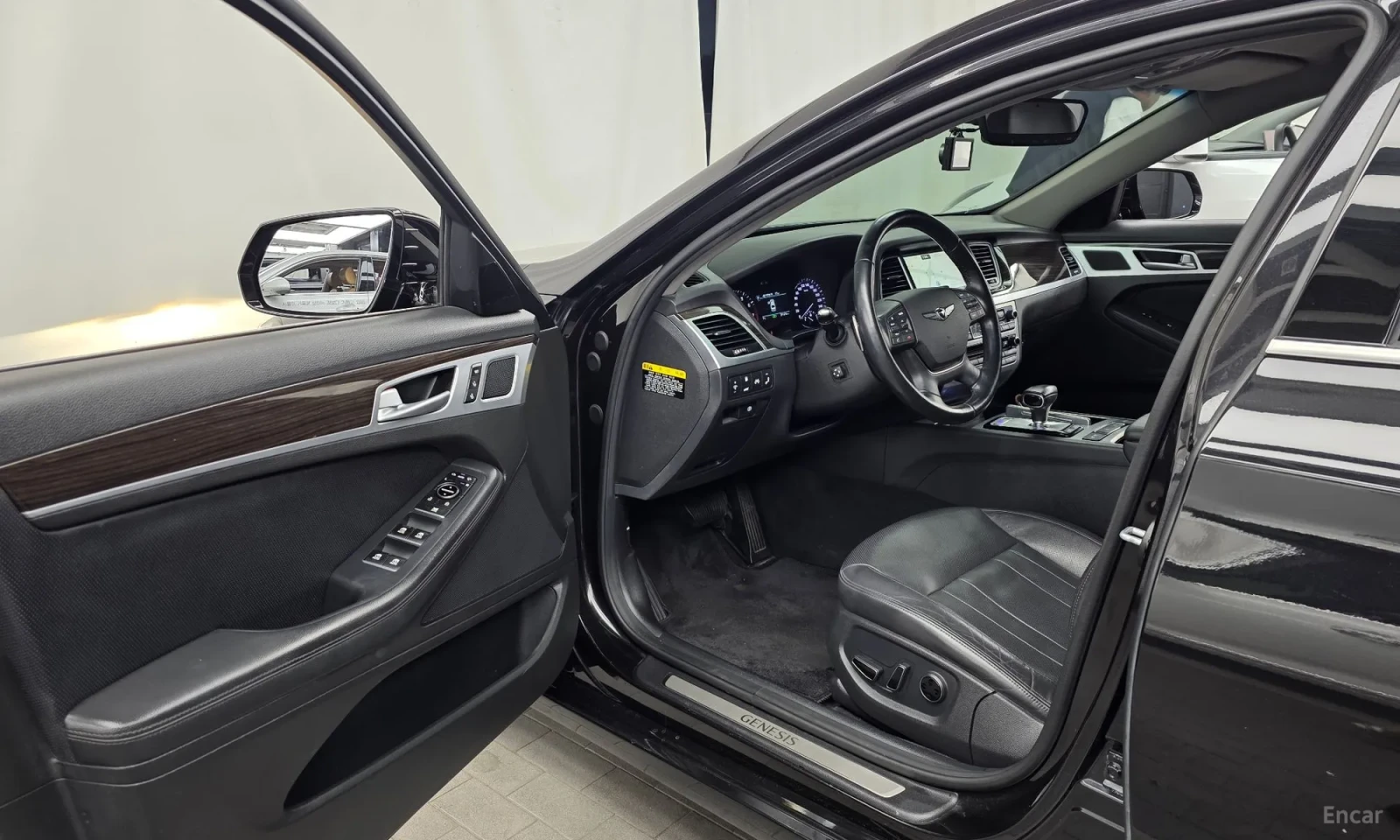 Genesis G80 3.3 GDI AWD, снимка 5 - Автомобили и джипове - 54628625