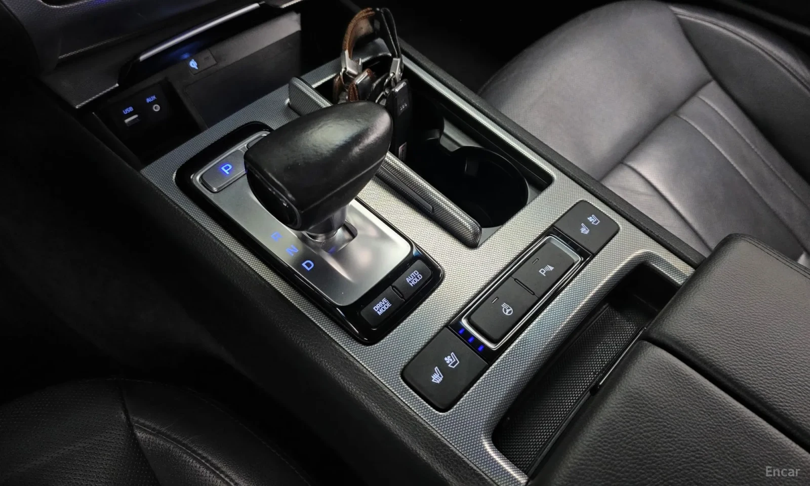 Genesis G80 3.3 GDI AWD, снимка 12 - Автомобили и джипове - 54628625