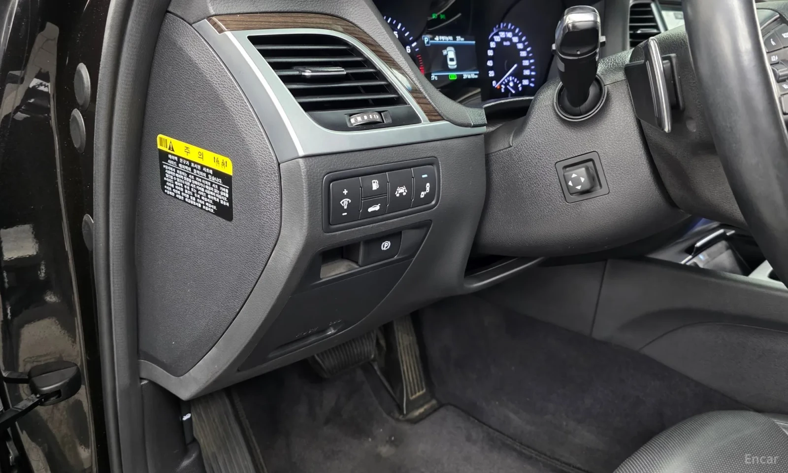 Genesis G80 3.3 GDI AWD, снимка 6 - Автомобили и джипове - 54628625