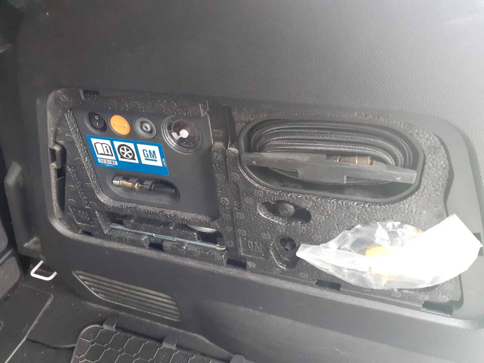 Opel Meriva, снимка 10 - Автомобили и джипове - 54665455