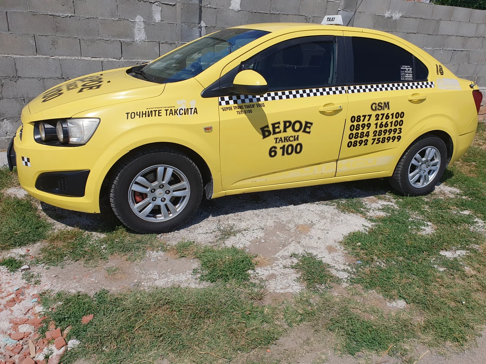Chevrolet Aveo 1.3 DCI T300, снимка 2 - Автомобили и джипове - 55286181
