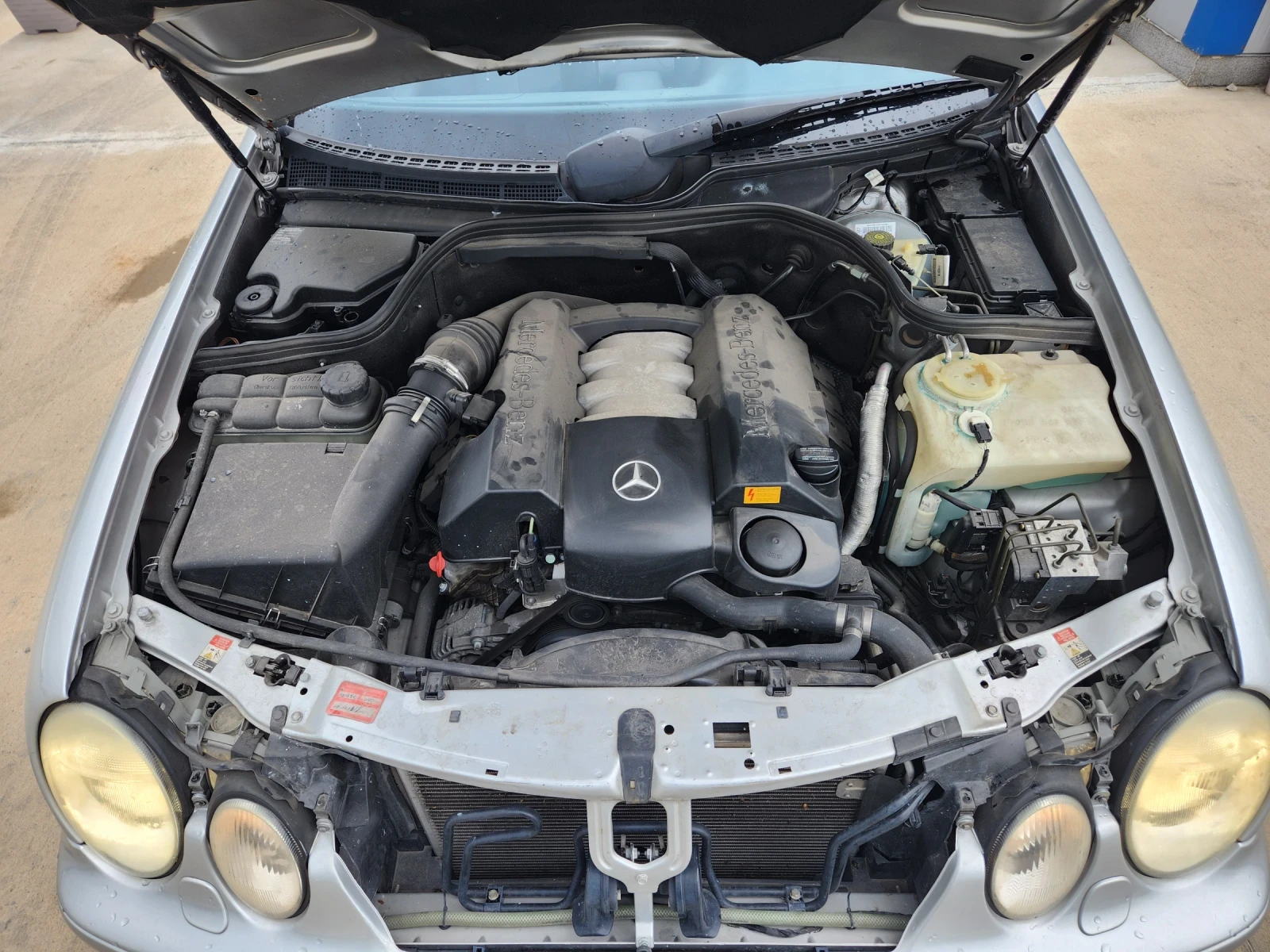 Mercedes-Benz CLK 320i Кабриолет , снимка 16 - Автомобили и джипове - 55406400