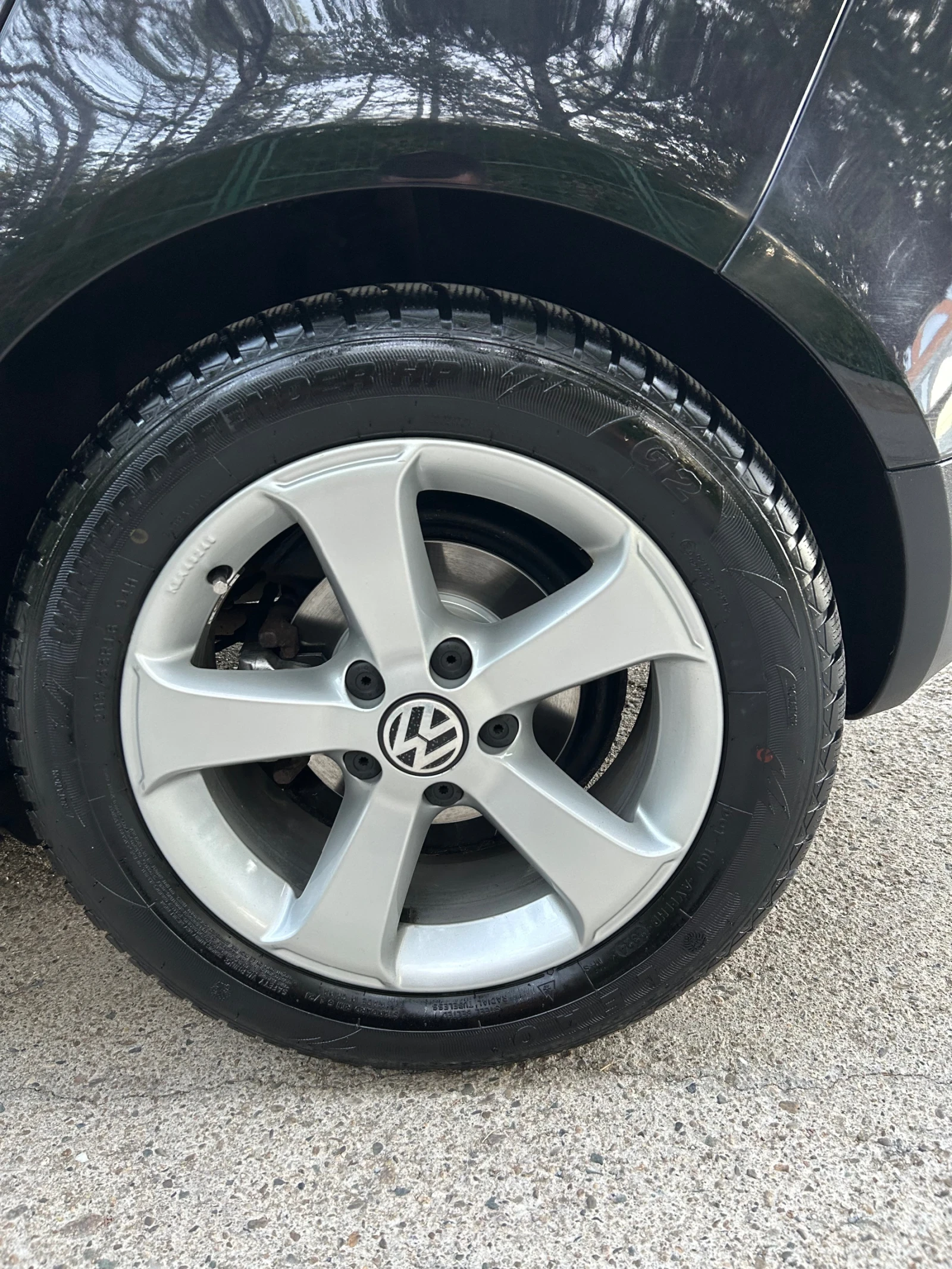 VW Golf 1.6, снимка 8 - Автомобили и джипове - 56134180
