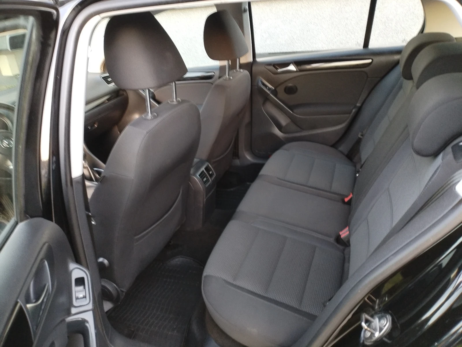 VW Golf 1.6 TDI 90Hp ����� Rabbit 2012 | Mobile.bg � ����������� 12