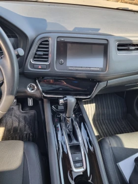 Honda Hr-v 1.8 Touring, 4x4, кожен салон, лед фарове, снимка 5