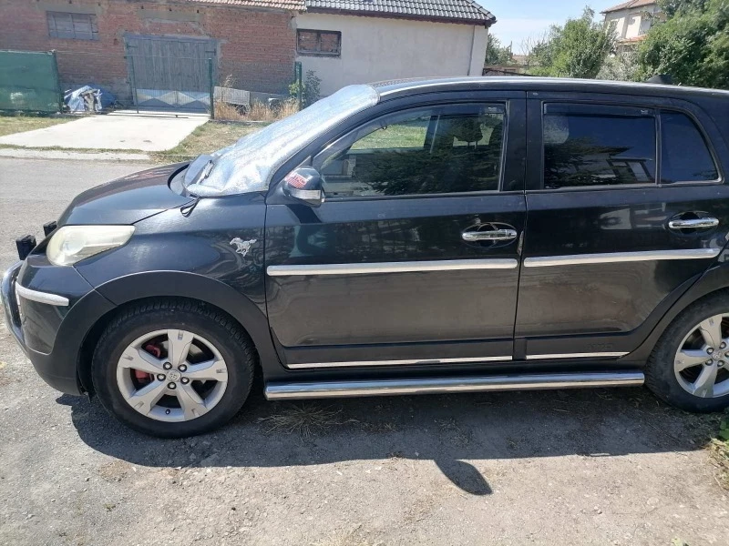 Toyota Urban Cruiser, снимка 3 - Автомобили и джипове - 46589532