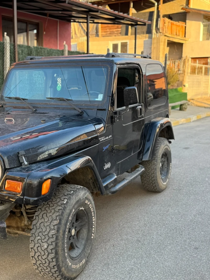 Jeep Wrangler, снимка 3 - Автомобили и джипове - 49201268