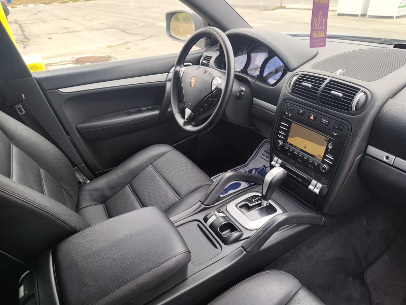 Porsche Cayenne 3.0 TDI 240к.с. , снимка 11 - Автомобили и джипове - 51755738