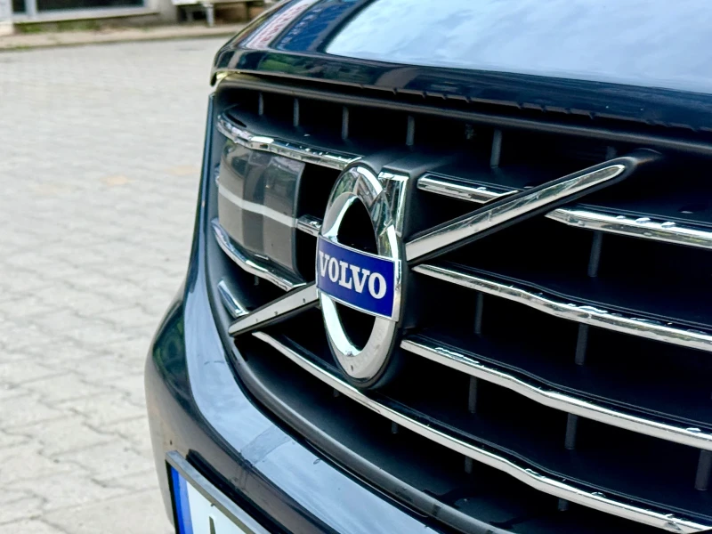 Volvo XC60 T6 304 PS, снимка 3 - Автомобили и джипове - 52372773