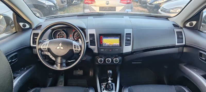 Mitsubishi Outlander 2.2HDI, снимка 8 - Автомобили и джипове - 52538700