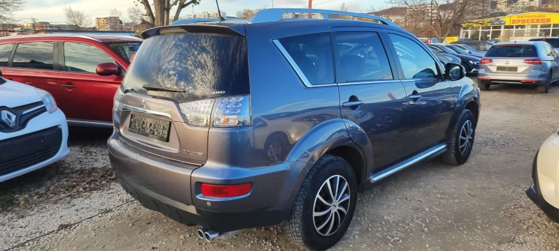 Mitsubishi Outlander 2.2HDI, снимка 5 - Автомобили и джипове - 52538700