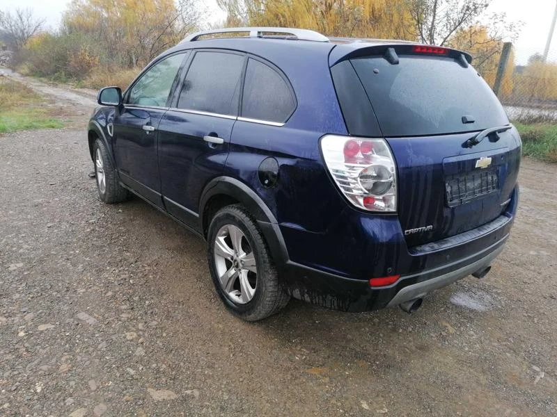 Chevrolet Captiva 2.0д, снимка 6 - Автомобили и джипове - 47139111