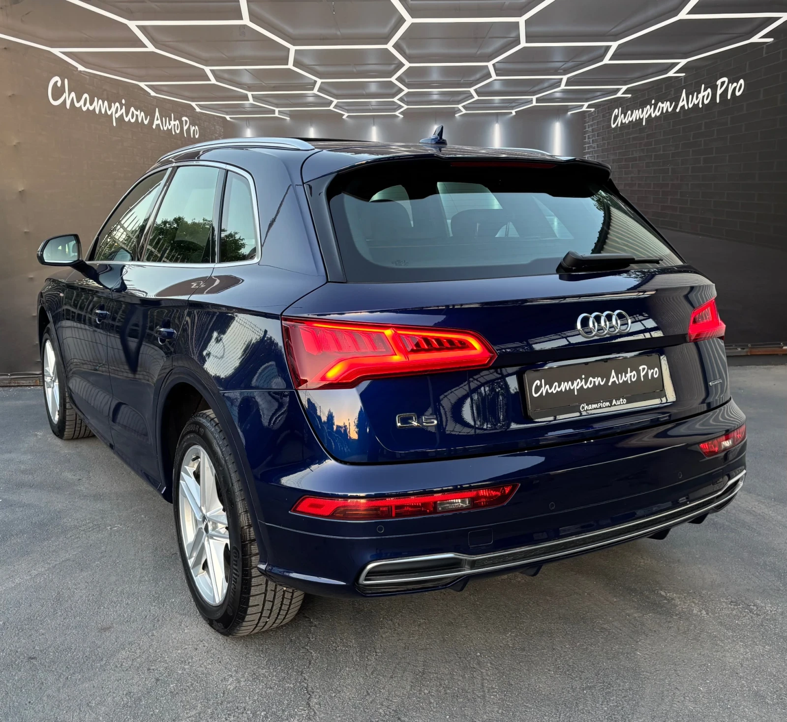 Audi Q5 S-Line  - изображение 4