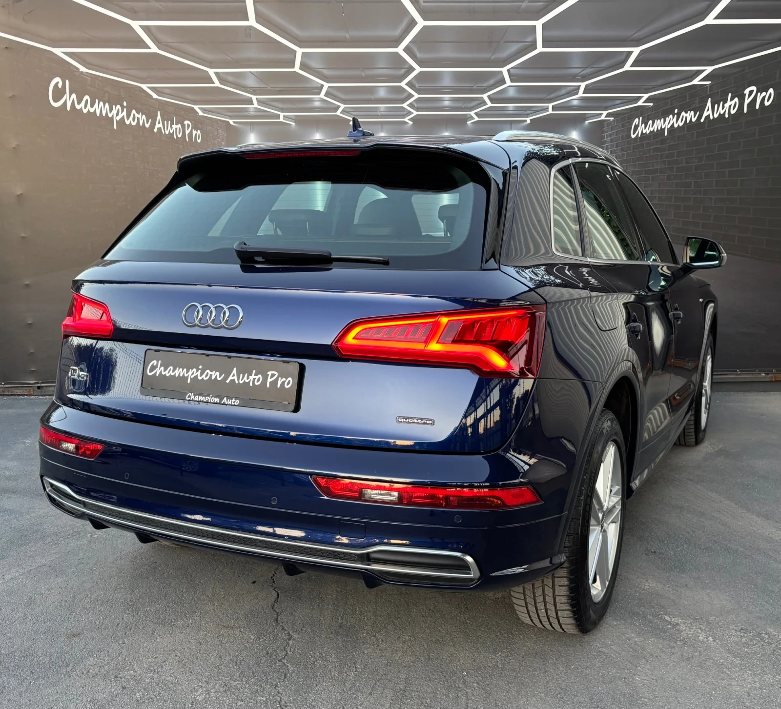 Audi Q5 S-Line  - изображение 6