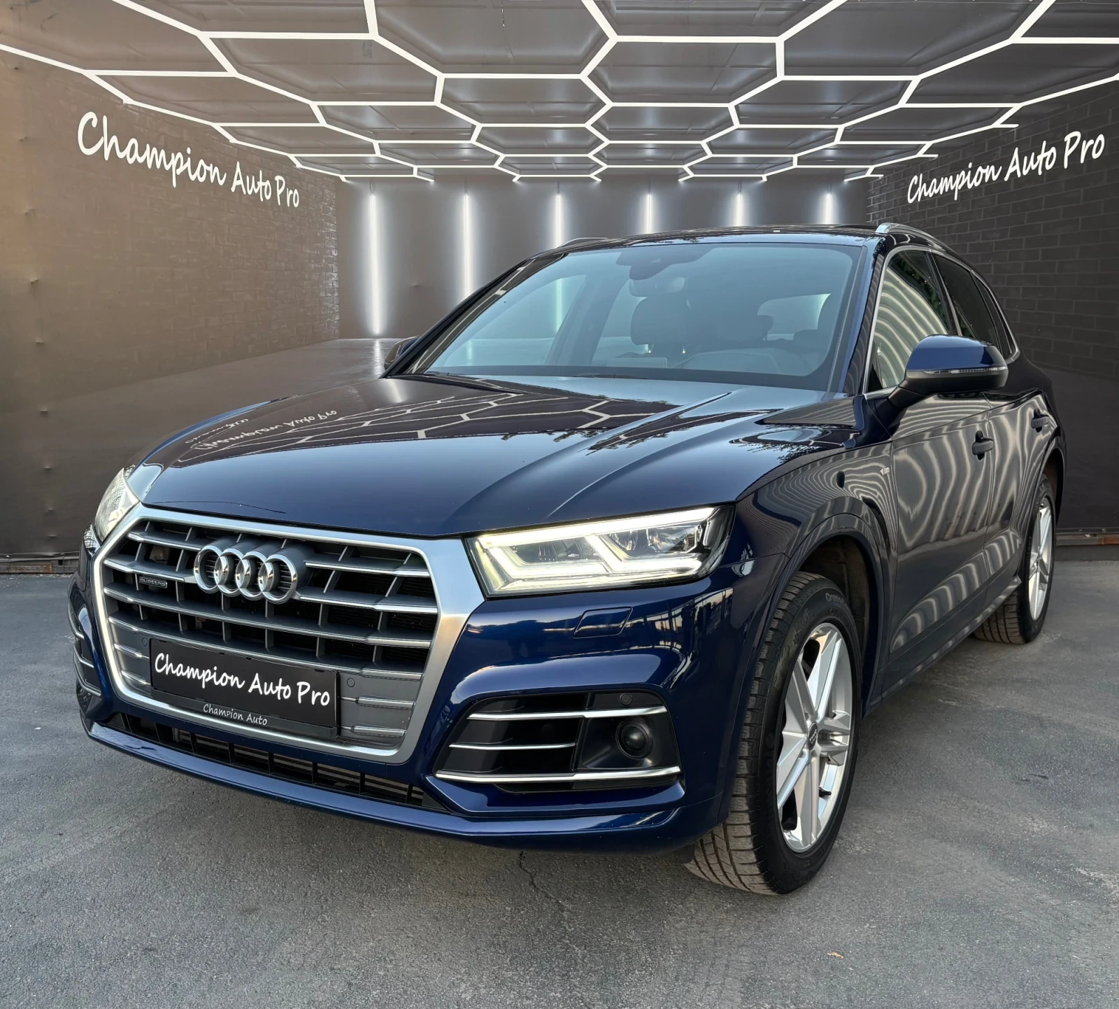 Audi Q5 S-Line  - изображение 2