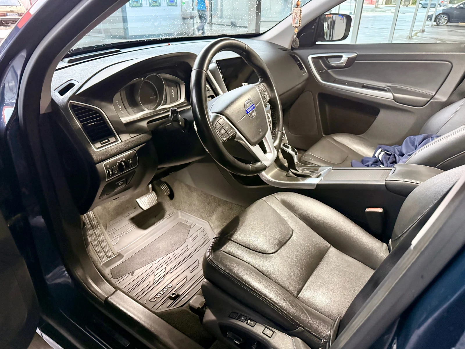 Volvo XC60 T6 304 PS | Mobile.bg   13