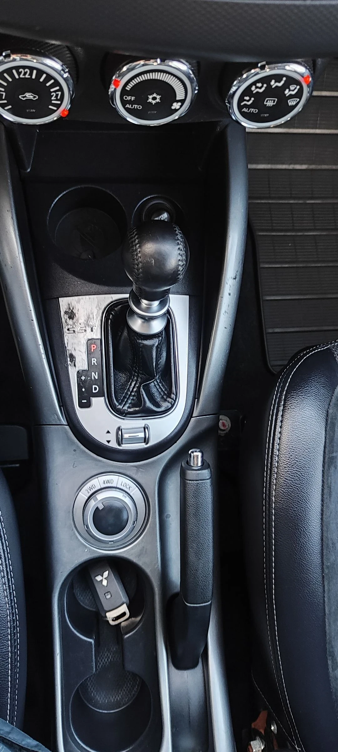 Mitsubishi Outlander 2.2HDI | Mobile.bg   13