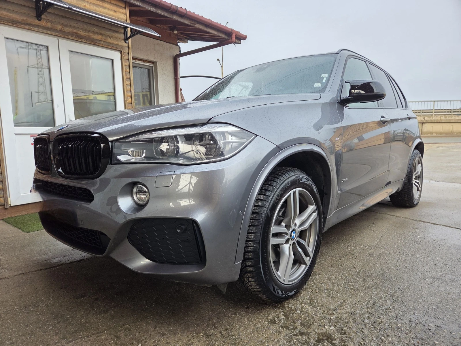 BMW X5 30d Xdrive M-Performance, снимка 2 - Автомобили и джипове - 53647123