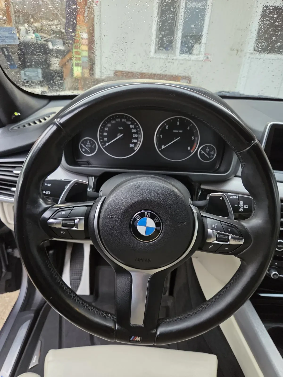 BMW X5 30d Xdrive M-Performance, снимка 11 - Автомобили и джипове - 53647123
