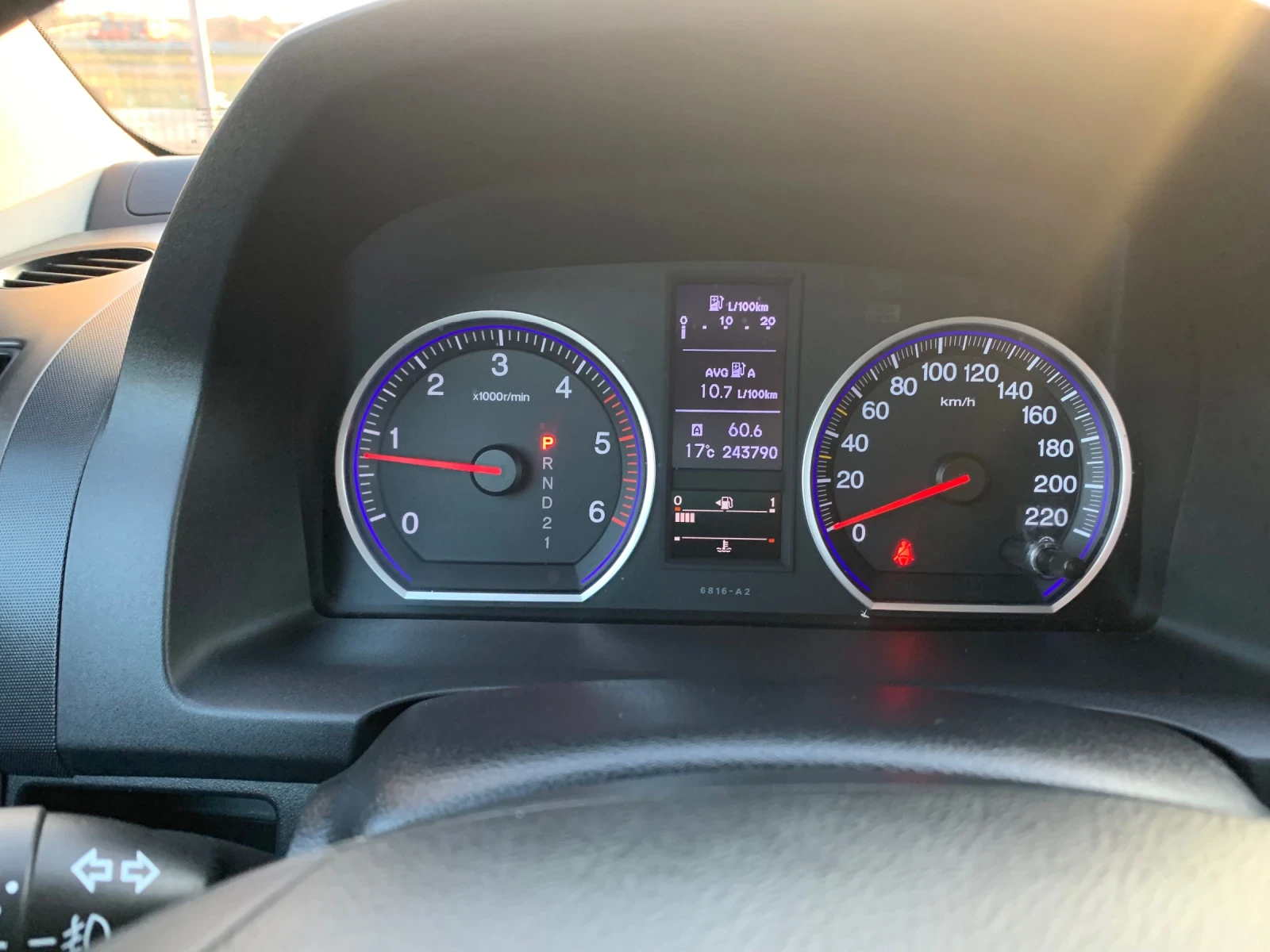 Honda Cr-v 2.2 /I-DTEC4x4  feis, снимка 11 - Автомобили и джипове - 53981164