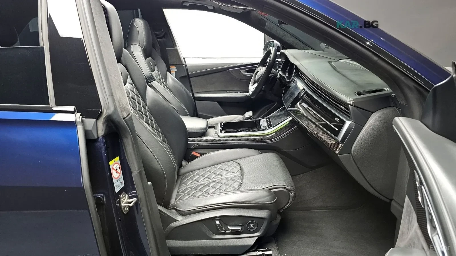 Audi SQ8 * QUATTRO* ПОДГРЕВ* ОБДУХВАНЕ* МАСАЖ* ПАНОРАМА* , снимка 5 - Автомобили и джипове - 54897123