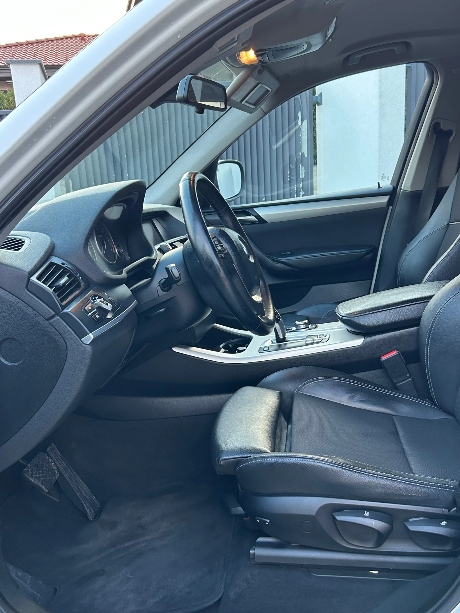 BMW X3 X-Drive PREMIUM FULL LED ДОСТА ЗАПАЗЕНО, снимка 9 - Автомобили и джипове - 55002449