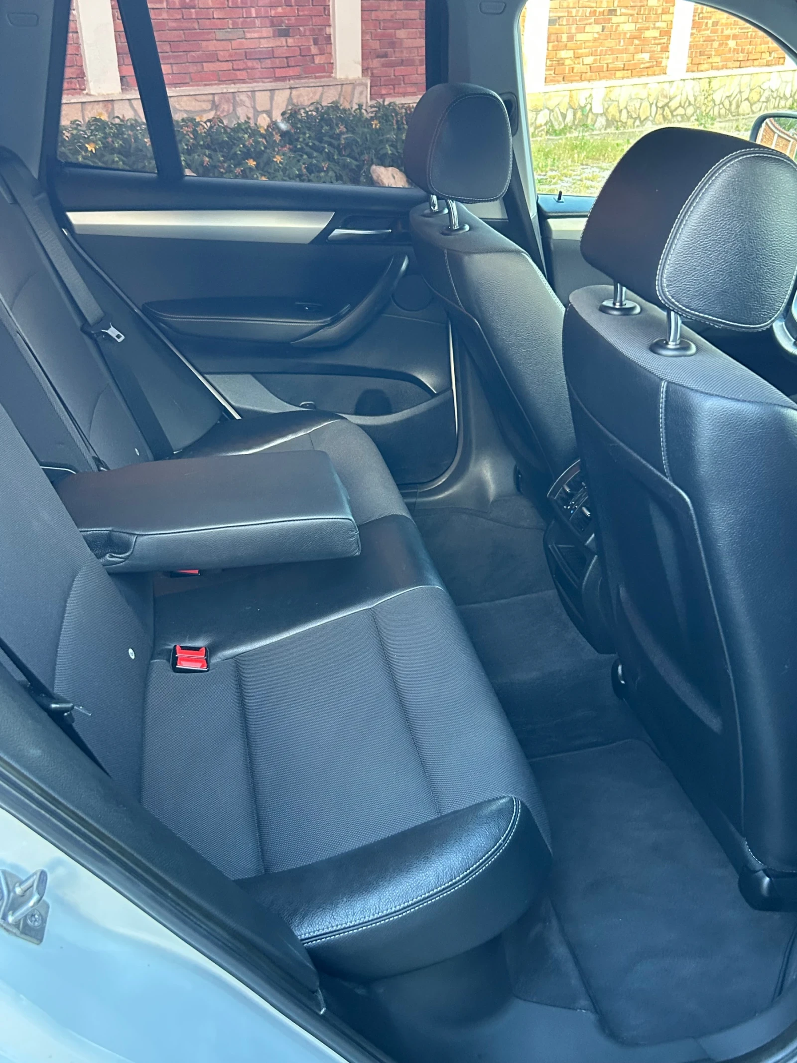 BMW X3 X-Drive PREMIUM FULL LED ДОСТА ЗАПАЗЕНО, снимка 7 - Автомобили и джипове - 55002449