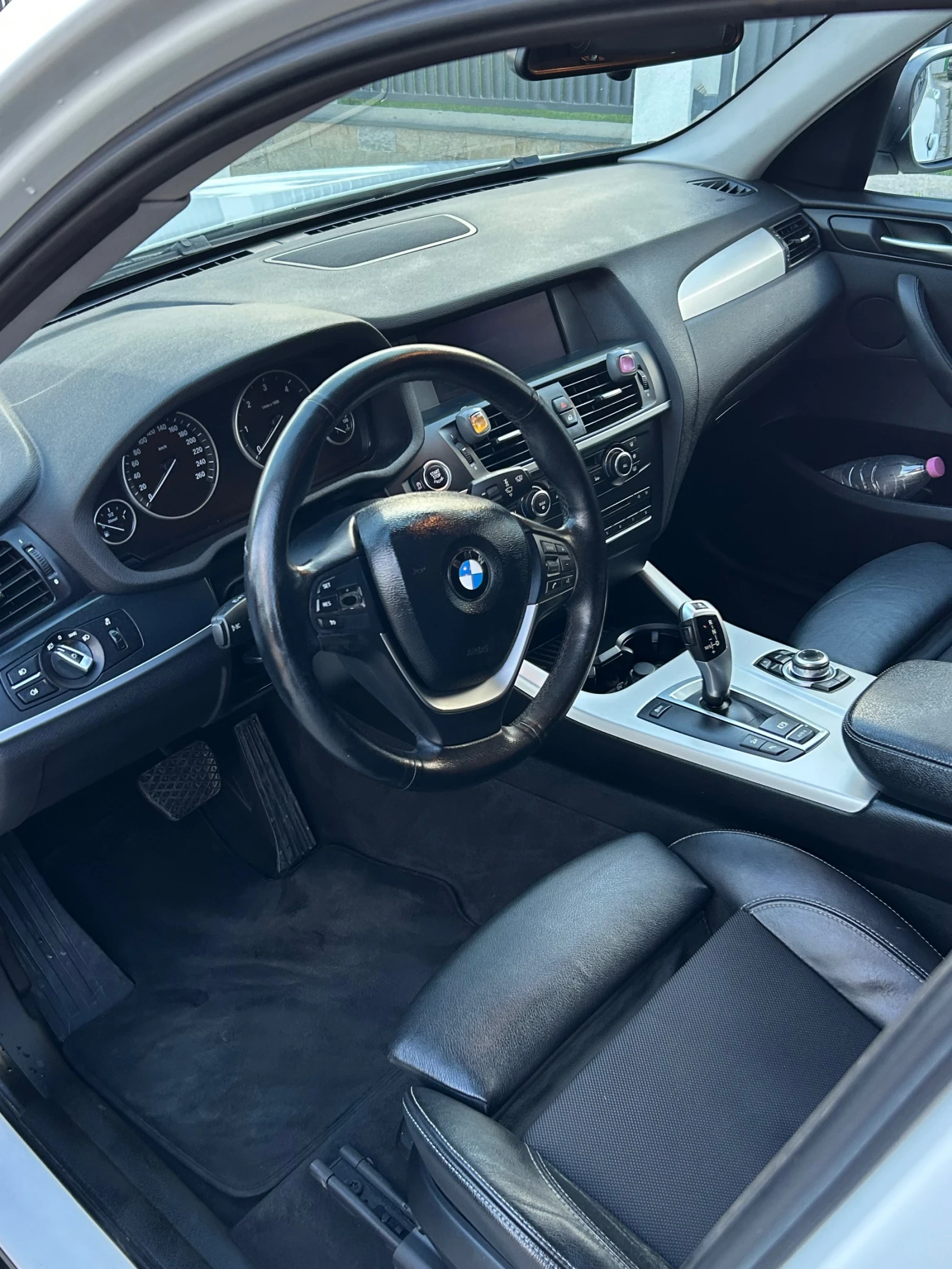 BMW X3 X-Drive PREMIUM FULL LED ДОСТА ЗАПАЗЕНО, снимка 11 - Автомобили и джипове - 55002449