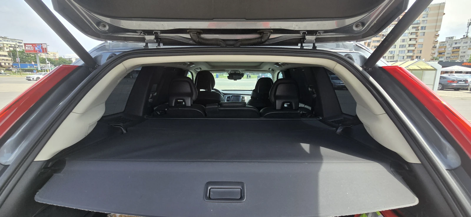 Volvo Xc90 D5, снимка 12 - Автомобили и джипове - 55179341