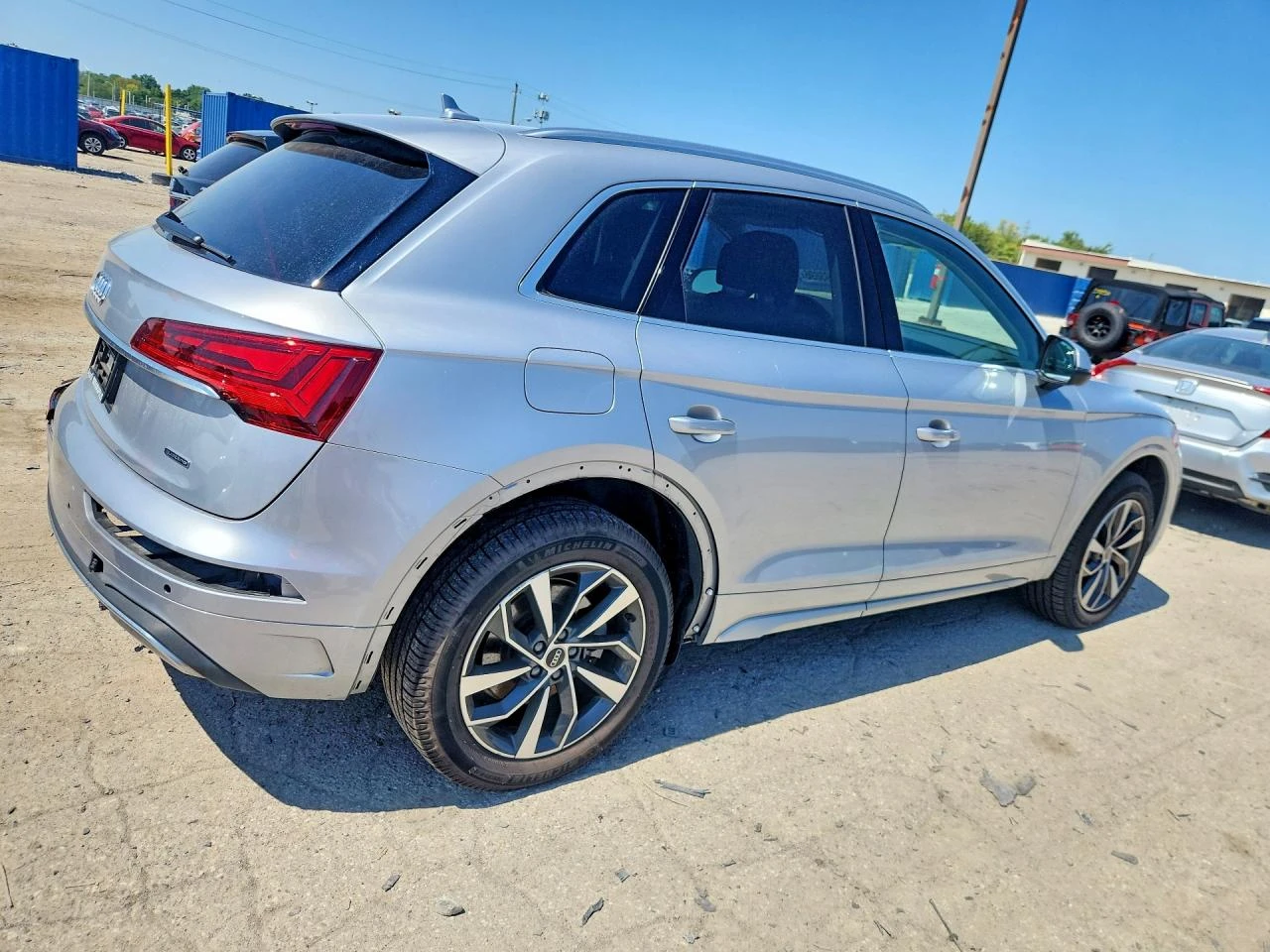 Audi Q5 2.0l Premium Plus, снимка 3 - Автомобили и джипове - 56082850