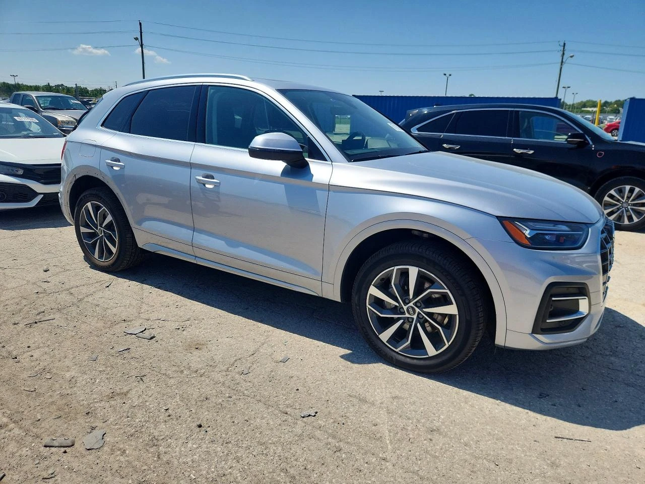 Audi Q5 2.0l Premium Plus, снимка 4 - Автомобили и джипове - 56082850